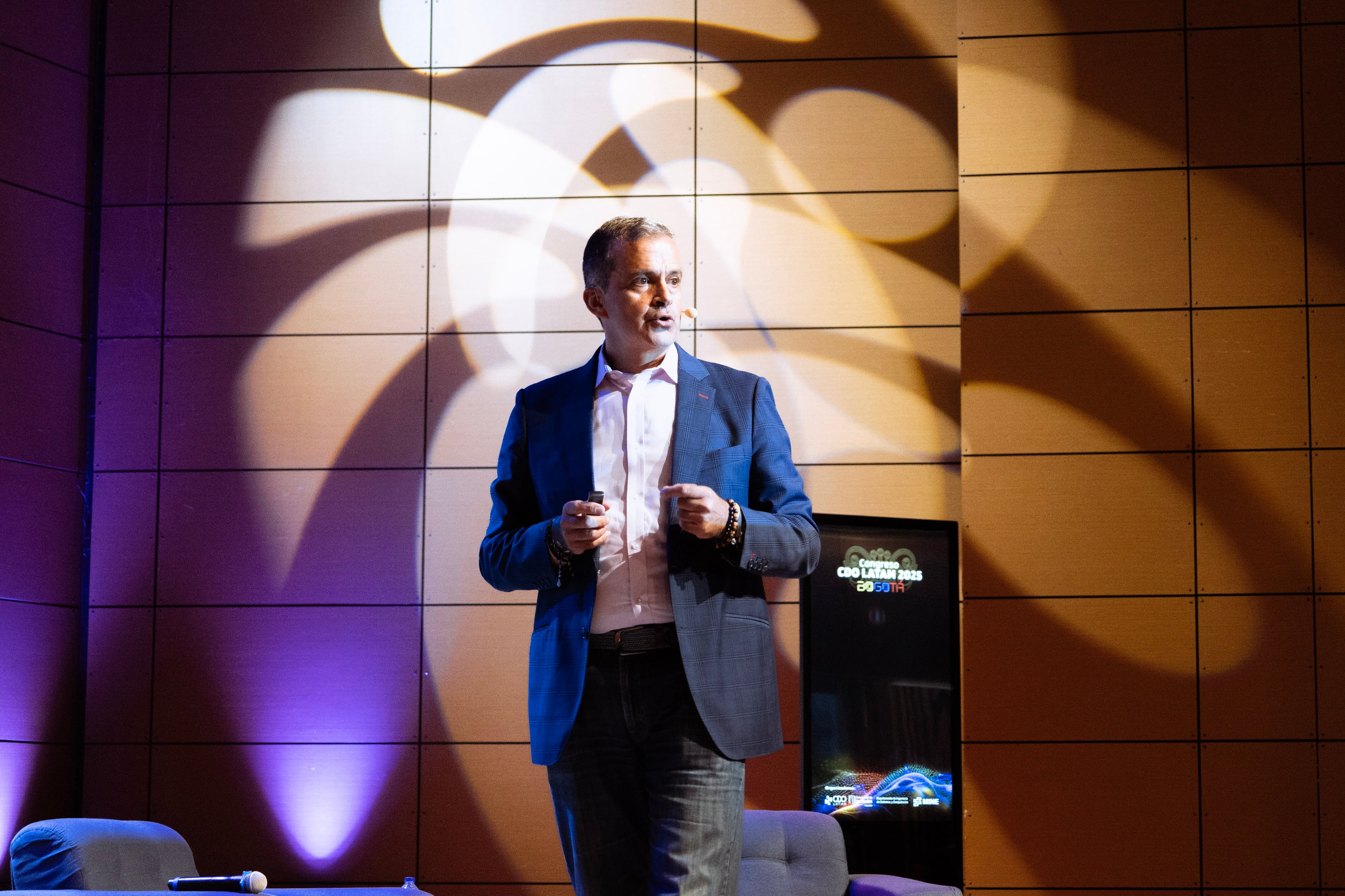 Juan Gorricho presenting at data leadership conference